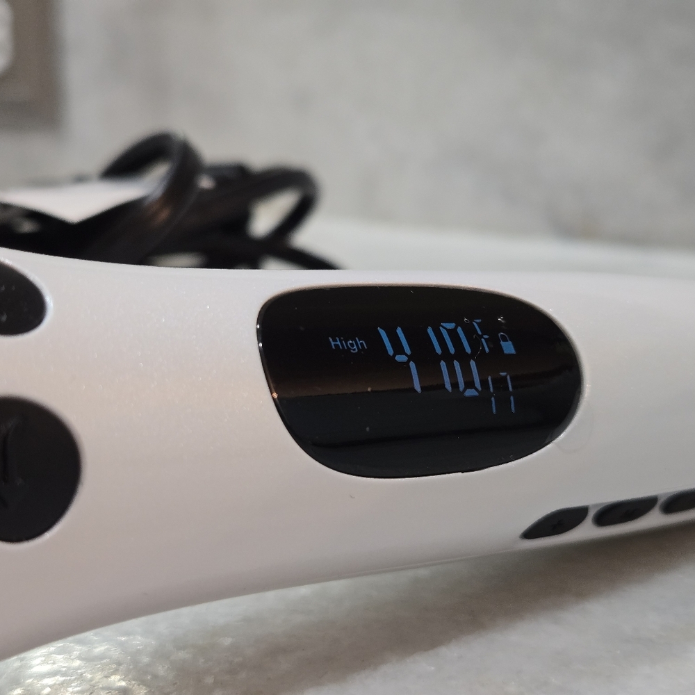 CHI Spin N Curl CA2318 - Rotating Curler 1" White/Gold, Ceramic - Picture 7 of 8